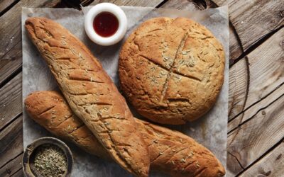 Κριθαρένιο ψωμί με πετιμέζι και γλυκάνισο