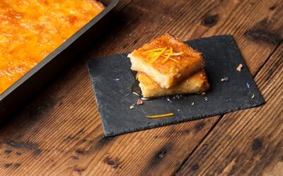 Συνταγή για ζουμερή πορτοκαλόπιτα.